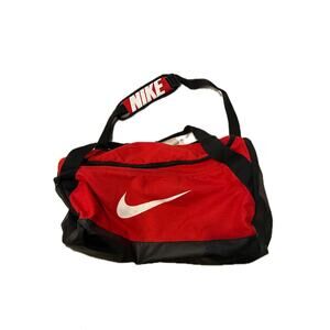Nike Brasilia 9.5 Red Black Medium 60L Duffel Gym Bag